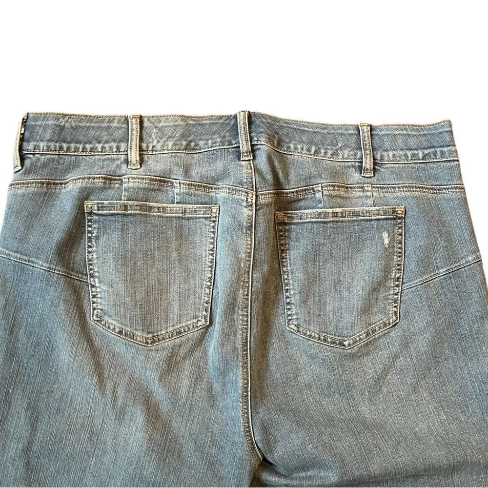 Like New!  Torrid Light Blue Bombshell Straight Jeans - Slightly Distressed